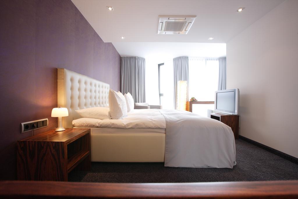 Comfort Double Room,76088657:JPEG